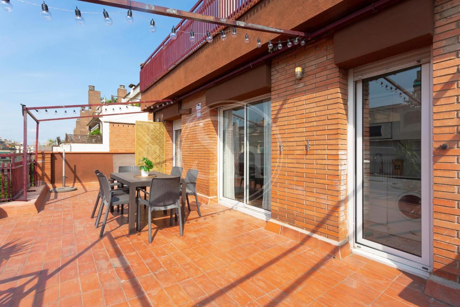 Cosy With Terrace Apartamento *